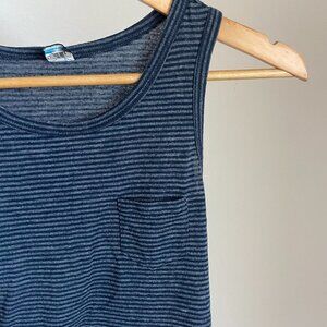 GF Navy & Blue Striped Tank Top Size Small
